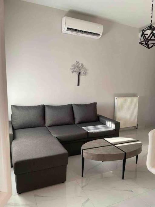 Modern House In Stratoni Villa Екстериор снимка